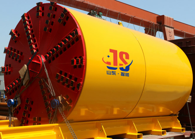 天津杜經(jīng)理訂購(gòu)的泥水平衡頂管機(jī)發(fā)貨了