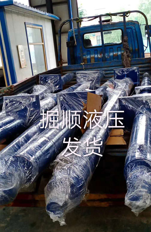行程5米頂管機千斤頂發貨廣西