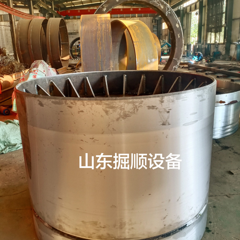 帶浙江客戶參觀中繼間廠家的生產(chǎn)車間 掘順機(jī)械盡顯過硬品質(zhì)