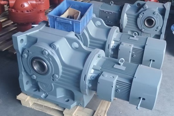 KF157減速機(jī).jpg
