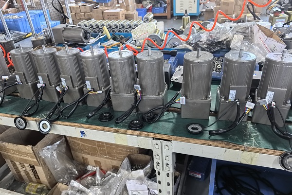 豬肉分條機減速電機.jpg