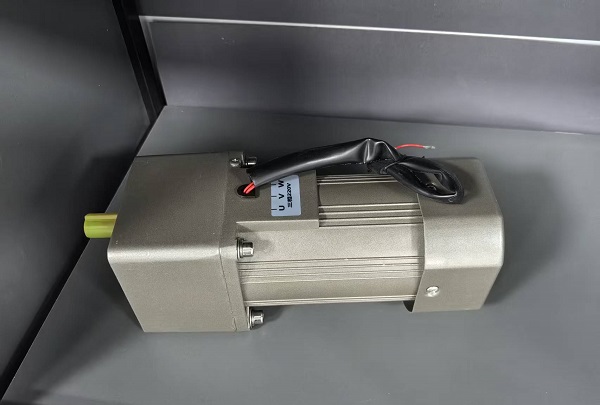 吸料機電機減速機,90YS120GY22微型減速電機.jpg